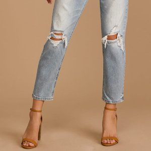 DAZE DENIM Original Light Wash Denim Distressed High Rise Mom Jeans